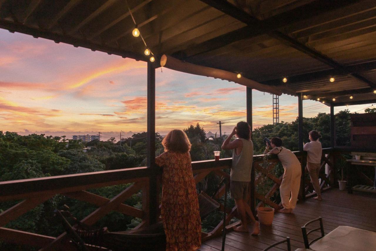 Mambo Hostel Okinawa Motobu Eksteriør bilde