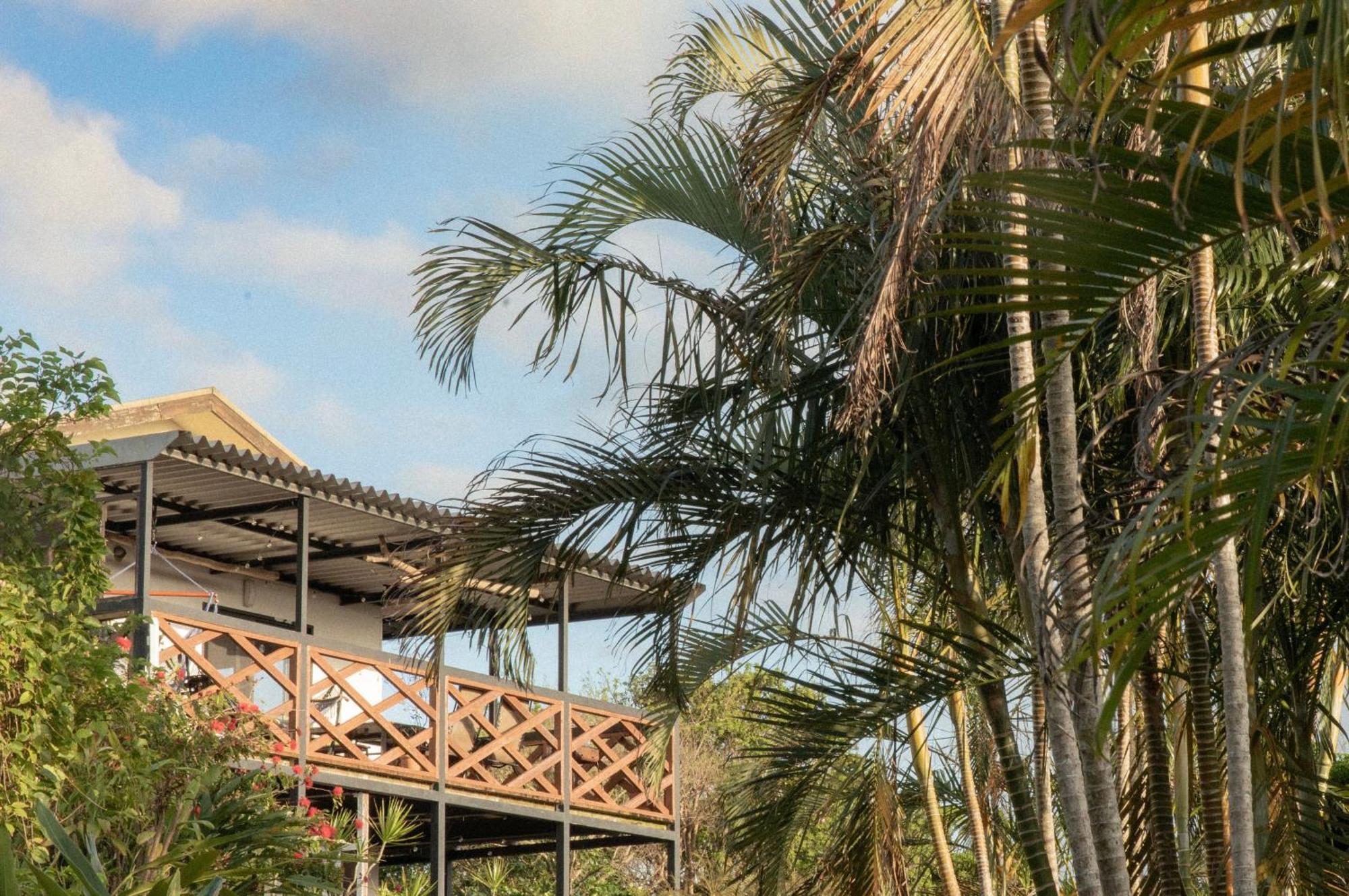 Mambo Hostel Okinawa Motobu Eksteriør bilde